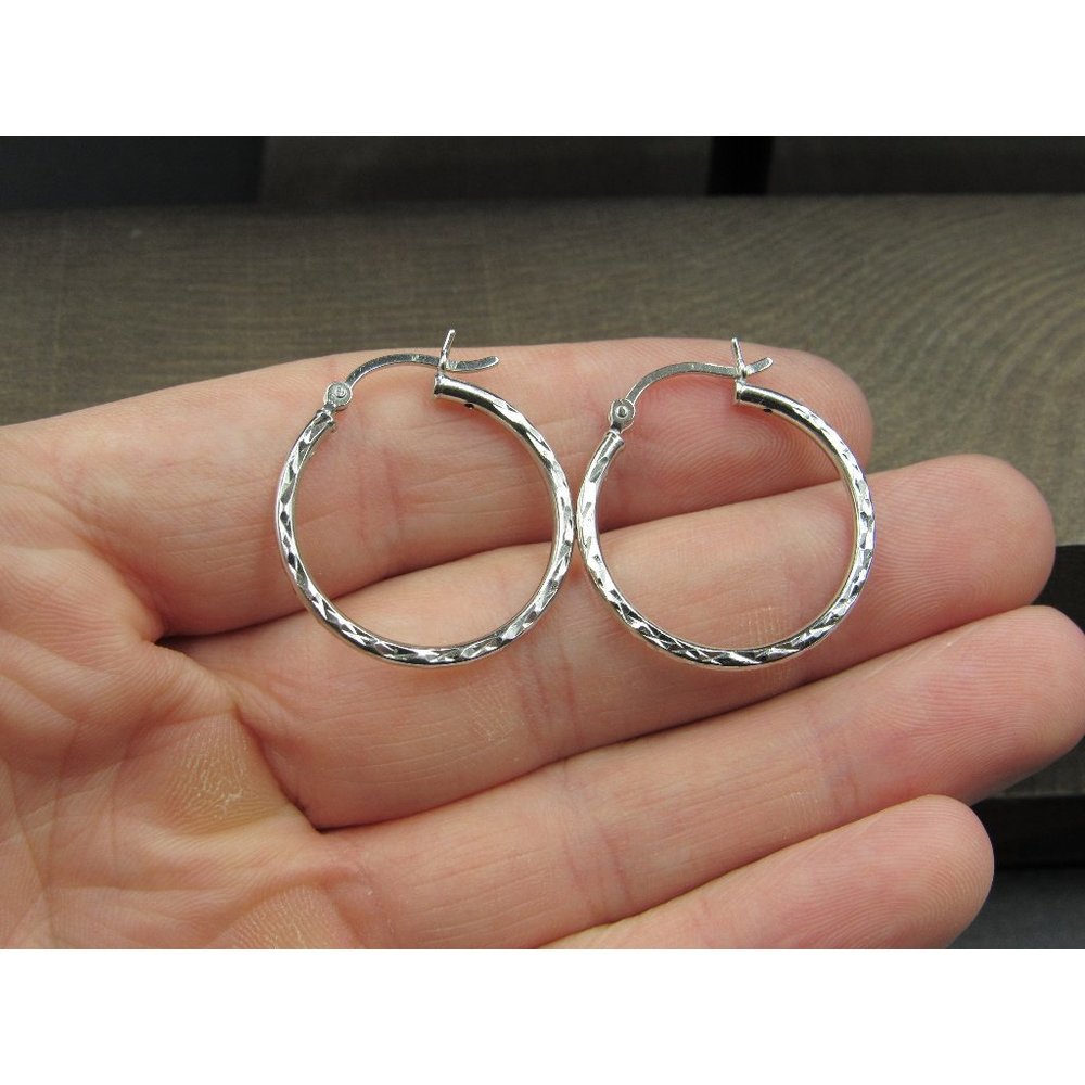 Sterling Silver Cool Design Diamond Cut Hoop Earrings Vintage Wedding Engagement